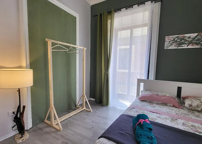 Affittacamere Molo Di Levante 4*