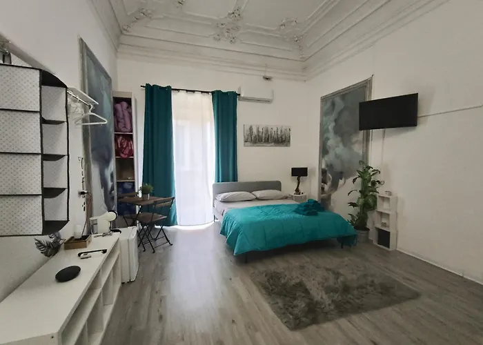 Affittacamere Molo Di Levante 4*
